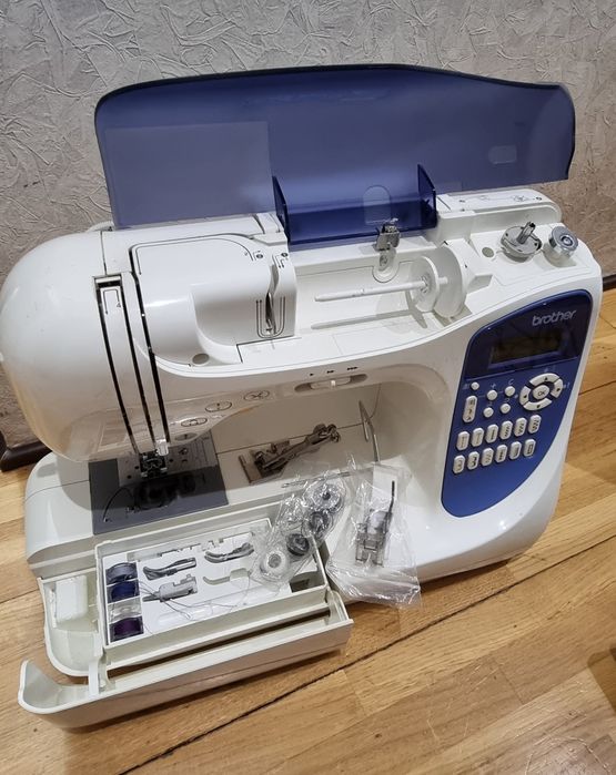 Швейна машинка Brother NX-600