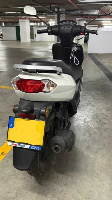 Scooter Peugeot Kisbee 50cm3 COMO NOVA 1193km