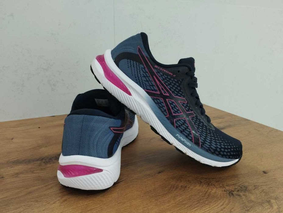 Buty Asics Gel Stratus 2 rozmiar 39