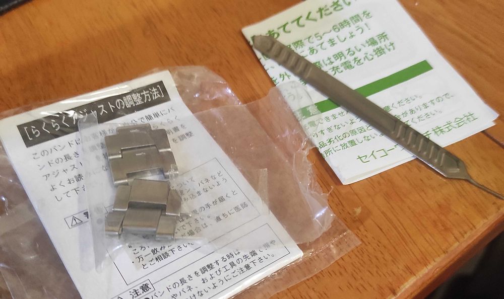 lindo relogio seiko solar praticamente novo com caixa