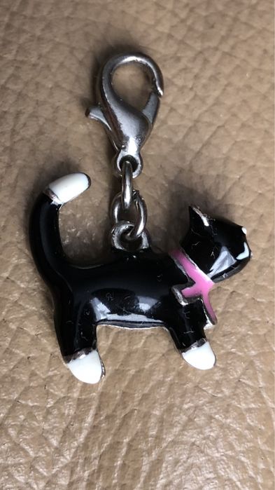 Шарм , Charm  від Bombay Duck Щаслива  Кішка