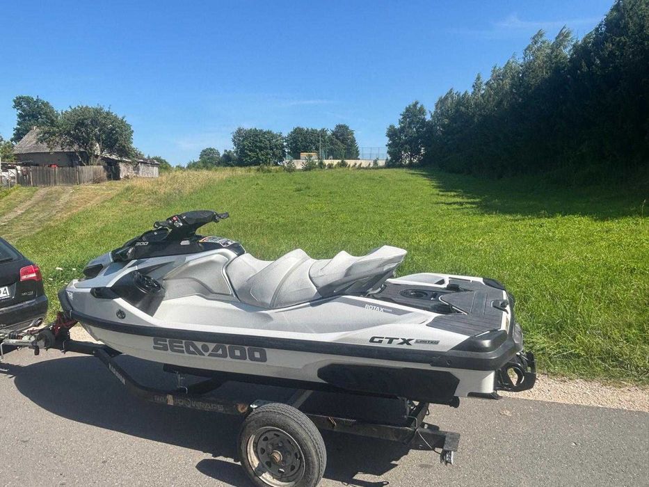 Sea-Doo GTX 300 Limited 17H 2024R