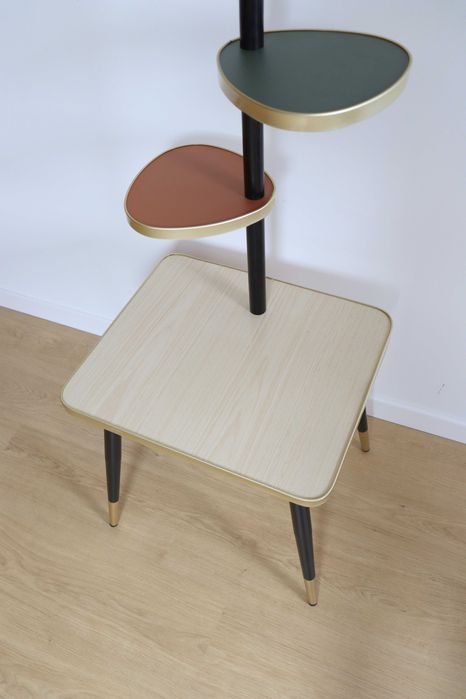 Wysoki kwietnik piętrowy w stylu rockabilly vintage PRL