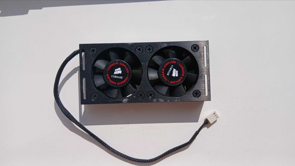 Corsair Dominator GT DDR3 8 ГБ (2×4 ГБ) 2000 МГц CL9 + кулер Corsair Airflow