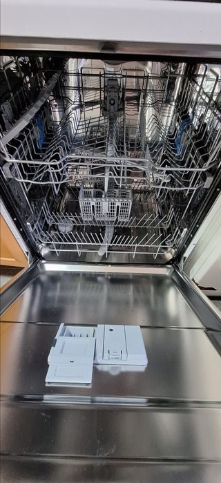 Máquina de lavar loiça como nova