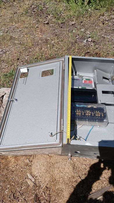 Шафа обліку електроенергії з лічильником