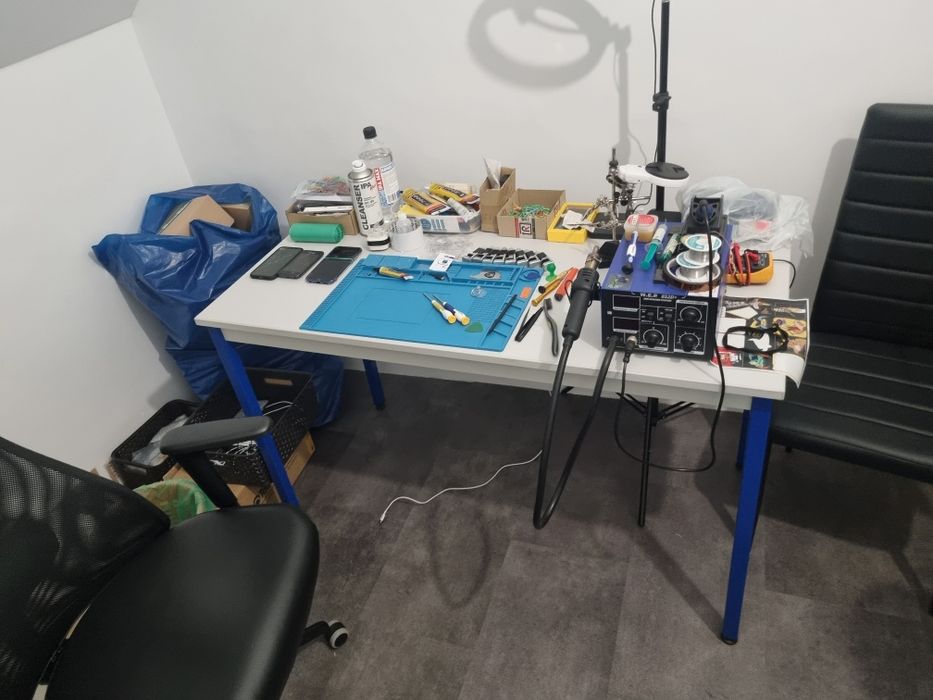 Naprawa/serwis telefonów komórkowych/smartfonów/laptopów i komputerów