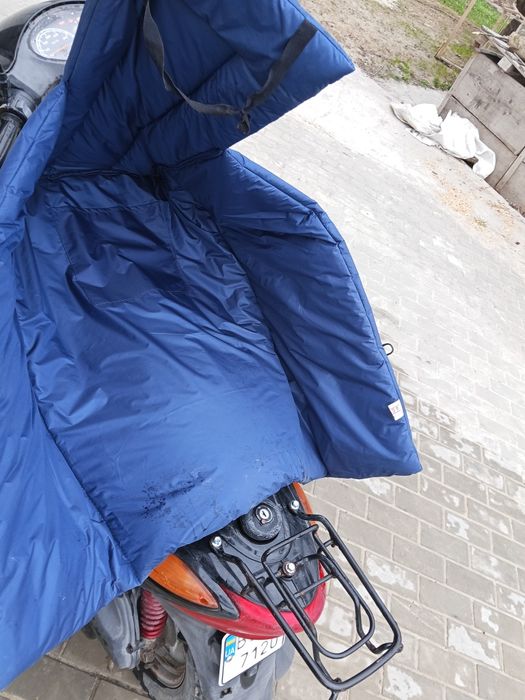 Скутер з документаии