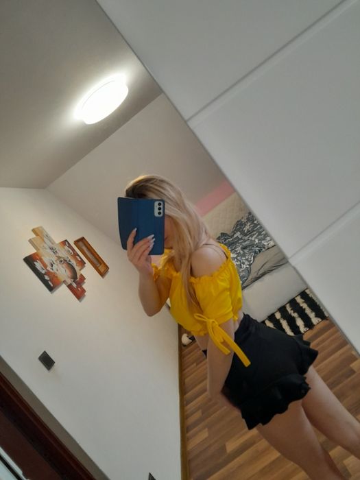 Crop top hiszpanka wiązana odkryte ramiona bluzka xs s