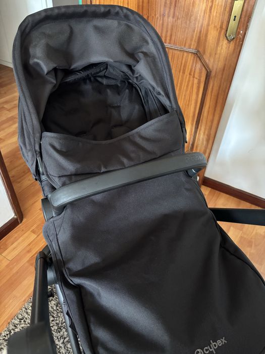 Carrinho de bebé Cybex EOS como novo