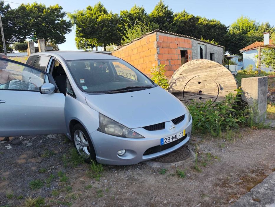 Mitsubishi Grandis 2.0 Diesel 7 lugares