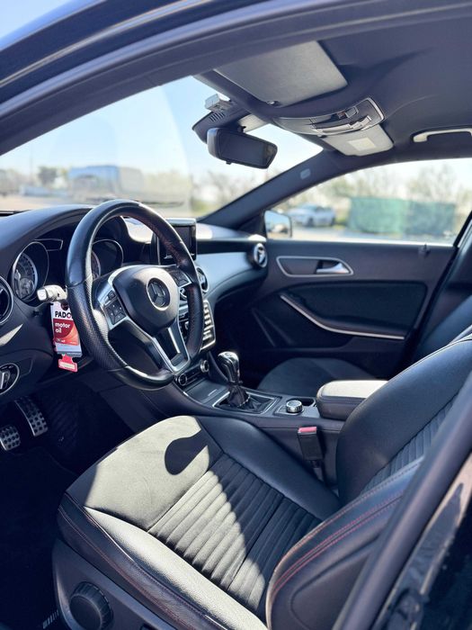 Mercedes-Benz GLA 200 — fotografia 7