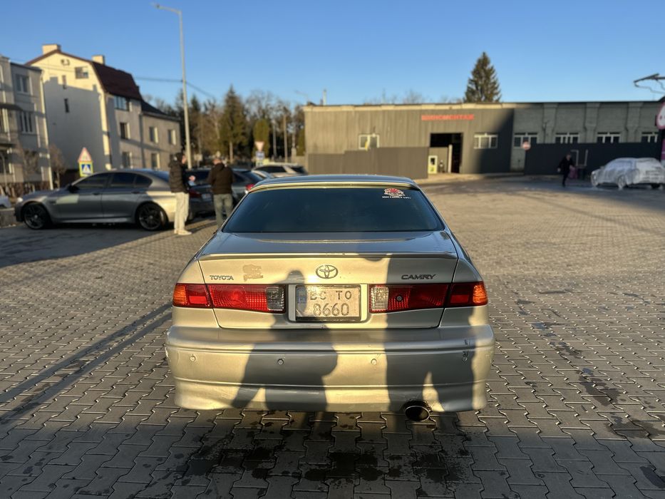 Продам Toyota Camry 20
