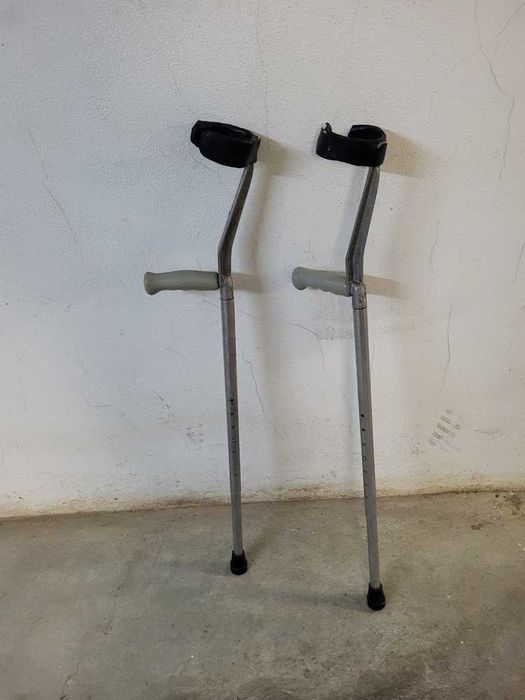 Muletas Metálicas Extensíveis