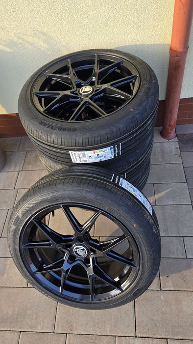 Koła 215/50R18 Skoda Karoq Superb Ateca Audi Q2 T-Roc Goodyear Forzza