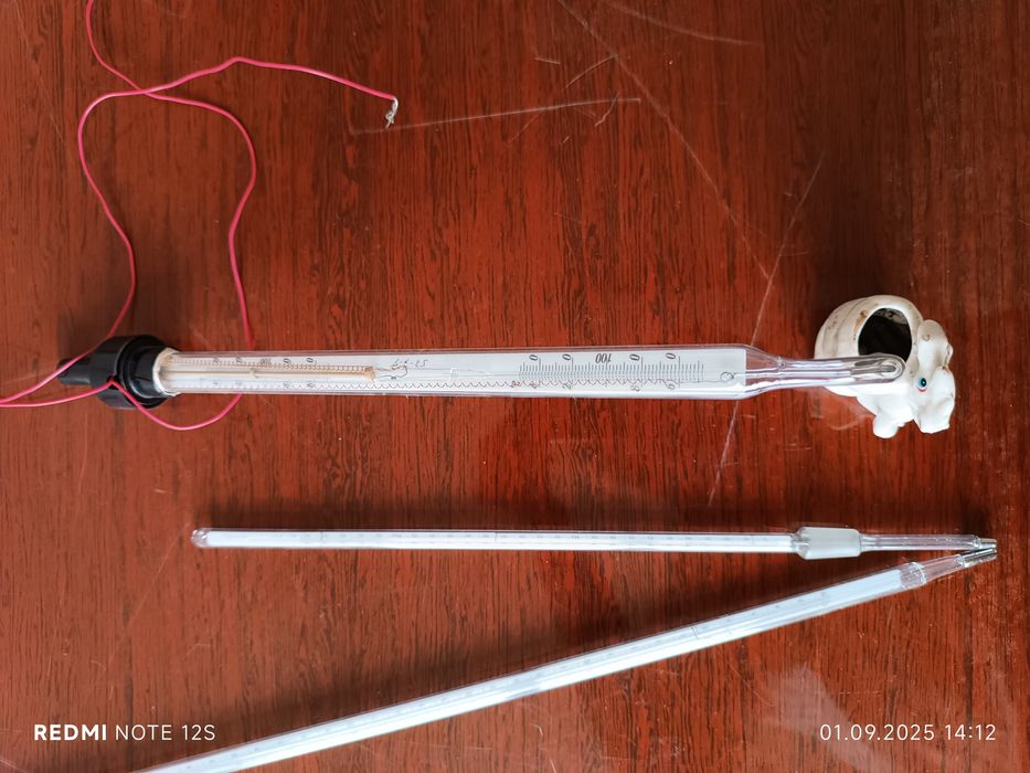 Термометры разные. Метеорологический термометр,ретро 59 г