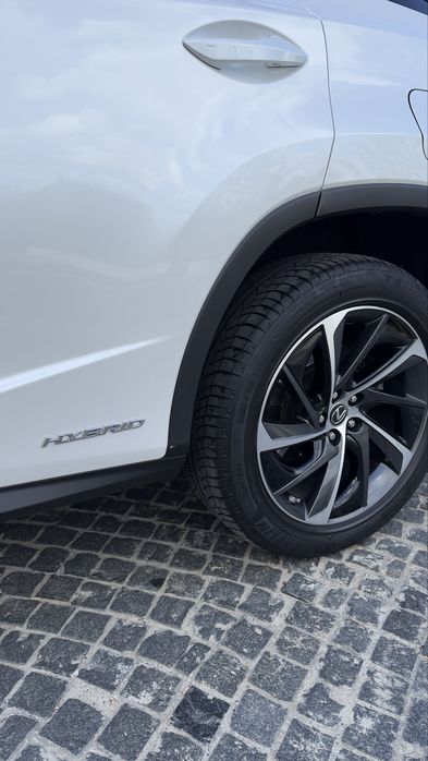 Lexus RX 450H Гібрид 2019 рік 60 т. км.