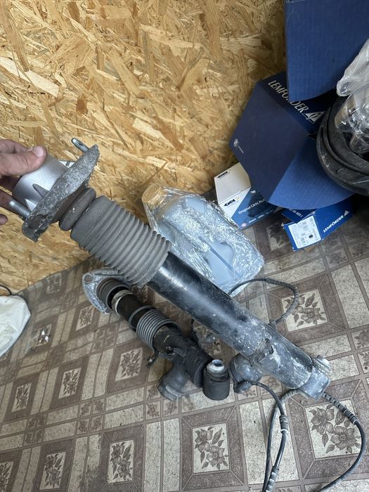 Задний амортизатор bmw x5m f85 с решулировкой жесткости, пневмобалон