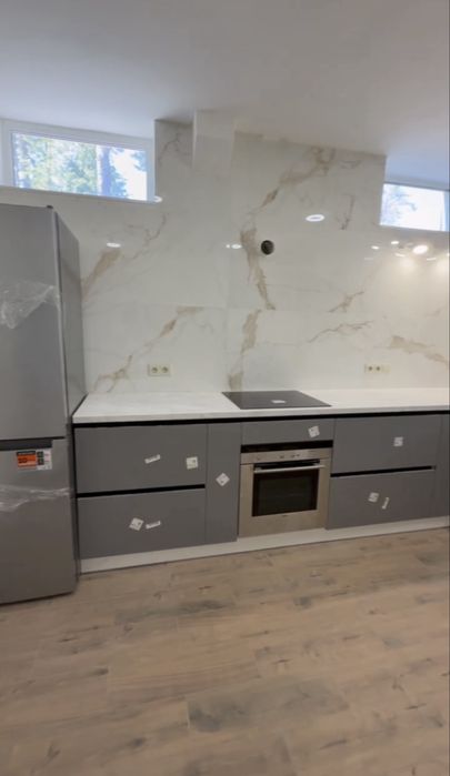 Гарний будинок з ремонтом в Бучі. Поряд Центральний парк.