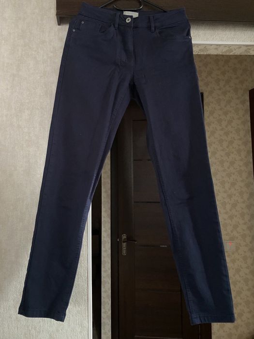 Брюки жіночі (розмір 42)