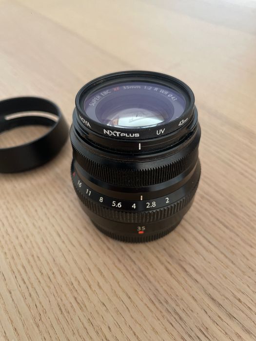 Fuji 35mm F2 x-mount Com extras