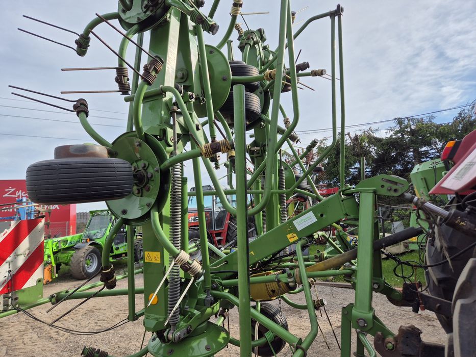 Przewracarka Krone KW 8.82