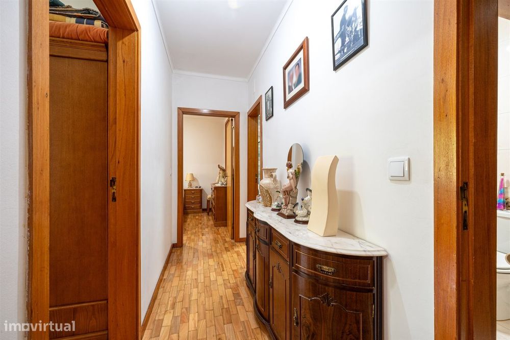 Apartamento T3 Venda em Oliveira de Azeméis, Santiago de Riba-Ul, Ul,