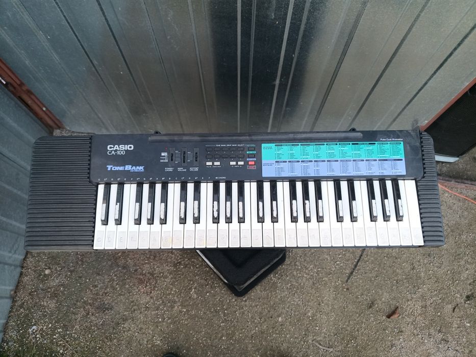 Keyboard Casio CA-100