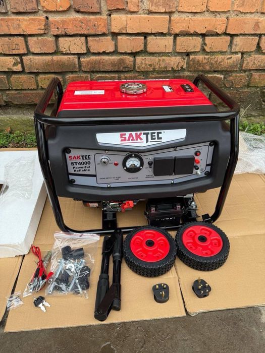 Бензиновий генератор 2.8Кв