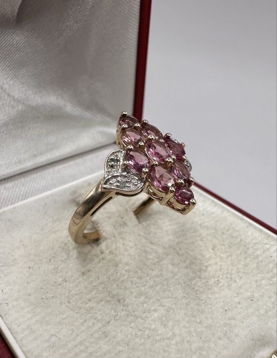 Złoty pierścionek z turmalinami 1,26ct i diamentami