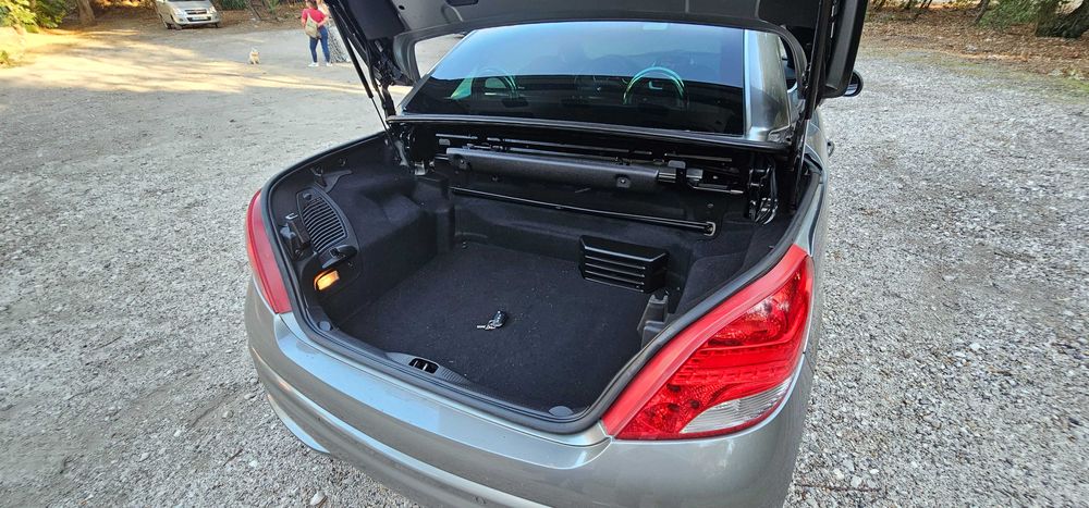 Peugeot 207 CC 1.6 HDI