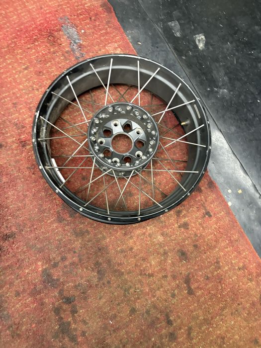 RODA BMW R 1200 GS ( Após o ano de 2013 )