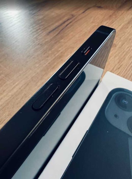 iPhone 13 128GB | 84% baterii | Czarny | Stan Bardzo dobry