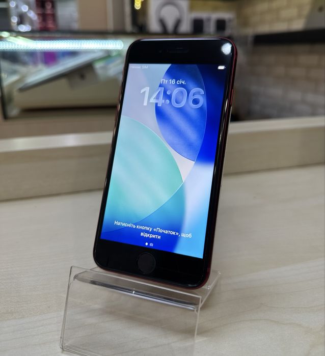 Iphone SE3 2022р red гарний стан