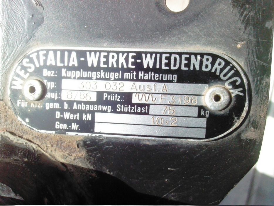 Прицепное устройство (фаркоп) на BMW