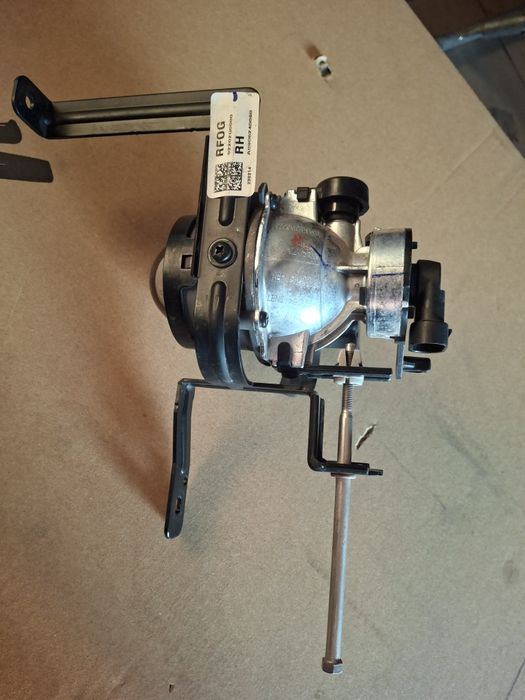 Hyundai i20 3 halogen prawy
