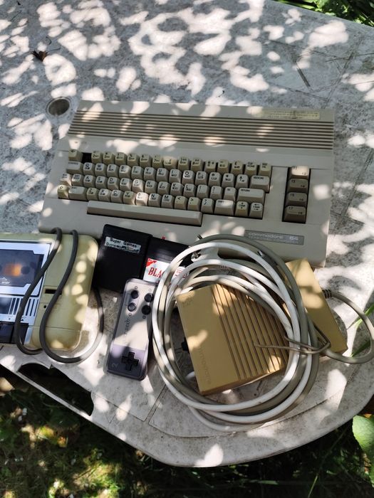 Komputer komadore 64