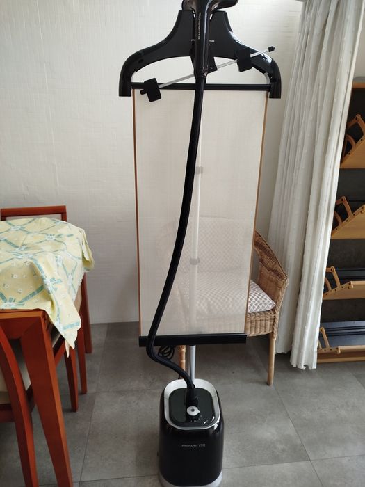 Máquina de Engomar a Vapor ROWENTA Pro Style Care