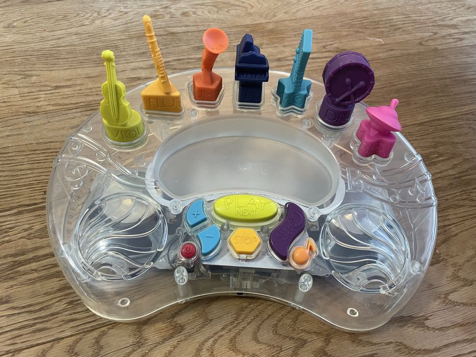 B.Toys pulpit dyrygenta orkiestra symfonia