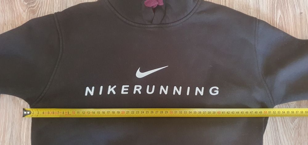 Bluza z kapturem Nike rozmiar S/M wymiary na zdjęciach Stan bardzo dob