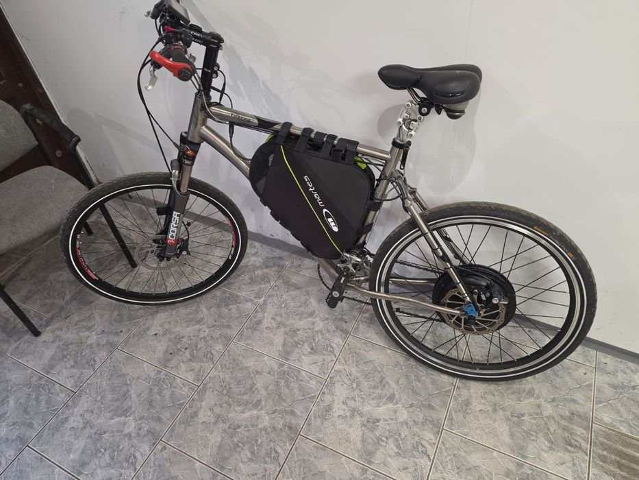 Sprzedania wyjątkowy rower elektryczny