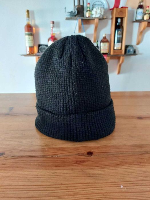 Gorro preto Bershka