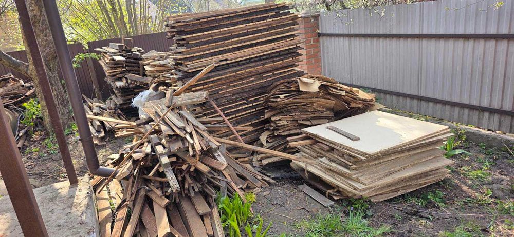 Віддам Дрова з само вивозом