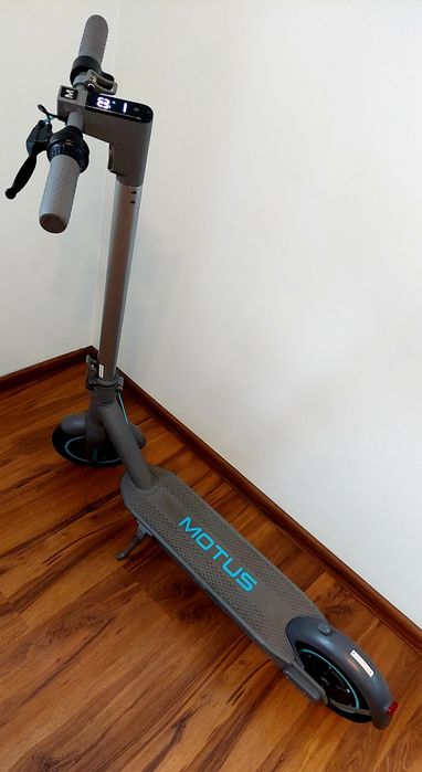 Motus Scooty 10 700W !
Nie mylić z podobnym