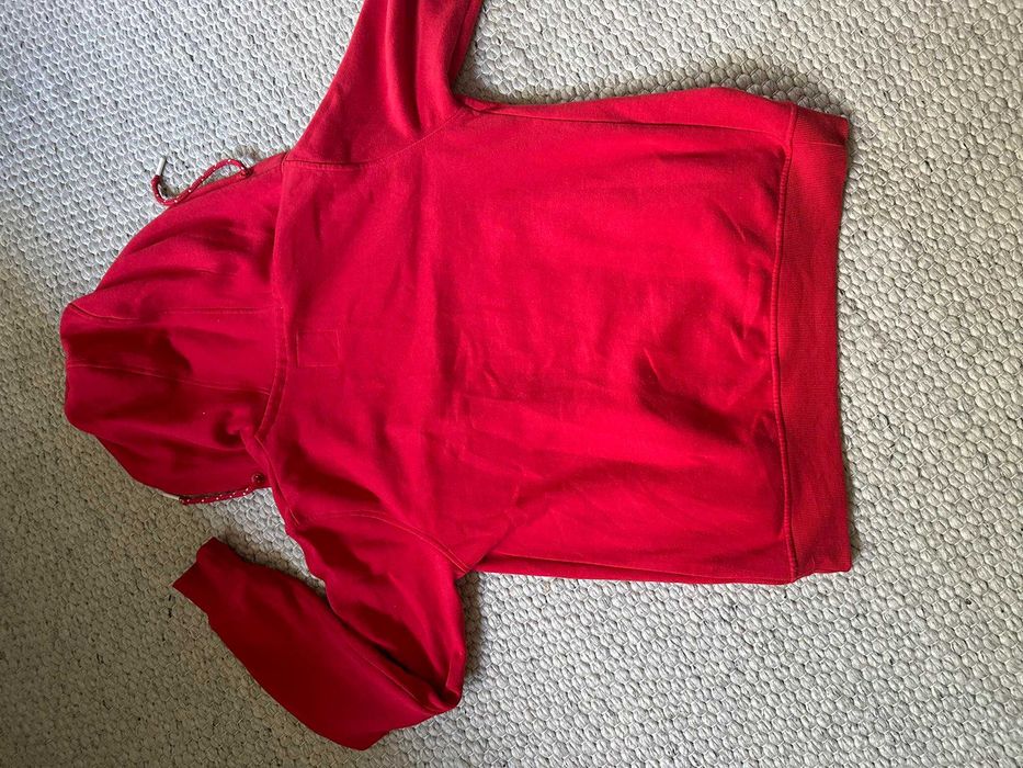 Czerwona Bluza Cropp