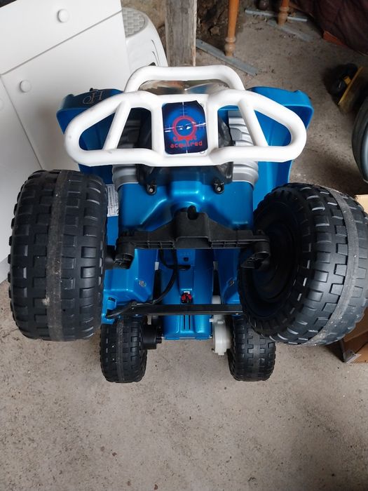 Moto 4 para criança