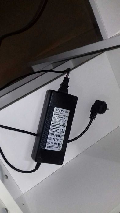 Стіл для манікюру з витяжкою TERI