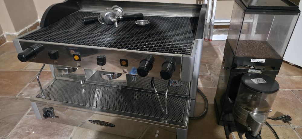 Sprzedam ekspres do kawy