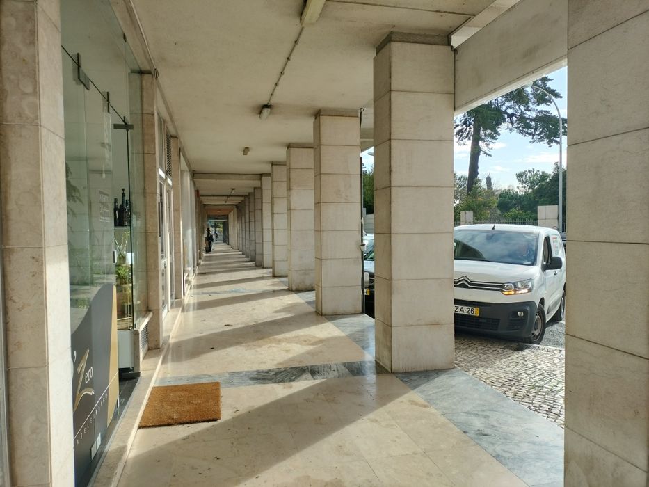 Espaço estética, Algés