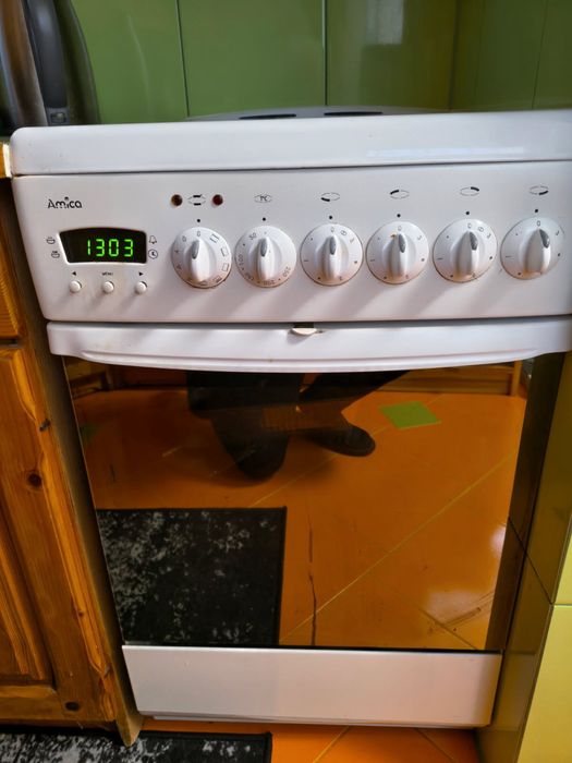 Sprawna kuchenka elektryczna Amica